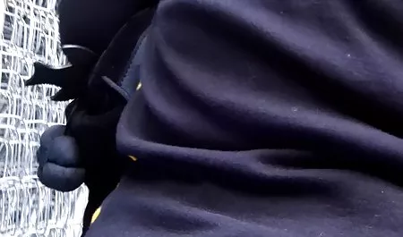 Pelacur berambut merah meniduri vaginanya dicukur bokep latin 3gp di depan webcam dengan dildo biru