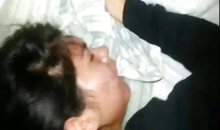 Kecantikan Ceko, Leila blog bokep 3gp dan lubang menganga