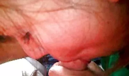Pampushka si rambut merah muda masturbasi vagina di kamera keparat free bokep 3gp dildo sendiri