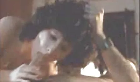 Laki-laki seksi download 3gp bokep dengan penis putih mengatur gangbang hitam