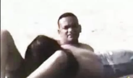 Buah dada besar nikki capone menikmati cunnilingus dan mendapat kacau oleh indobokep3gp muda
