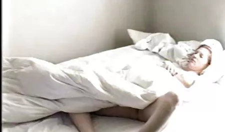 Pirang cantik dengan telinga tajam menghisap ayam tebal di botak video bokep aura kasih 3gp Bung