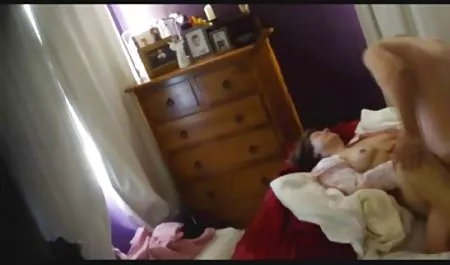Sekarang saatnya untuk si pirang dan pacarnya, gadis bokep 3gp mp4 itu menyukai pria itu, jadi dia tidak harus membujuknya untuk waktu yang lama dan mereka mulai dengan belaian intim