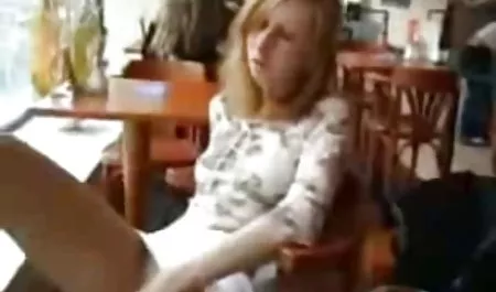 Pirang Busty Marry bokep mandi 3gp Queen masturbasi meraba vagina manis