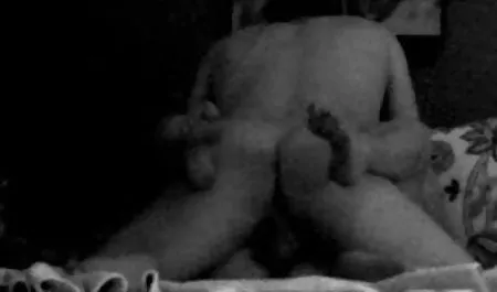 Lustful Annie secara lucu kacau oleh dua pria bokel 3gp