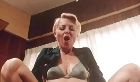 Brutal tampan meniduri bokep arab 3gp brunette seksi muda di kamar mandi