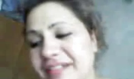Pelacur bernafsu masturbasi di luar ruangan tante nafsu 3gp